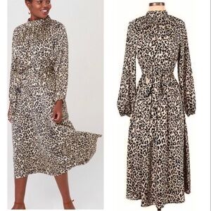 Loft Chic Animal Print Long Sleeve Dress